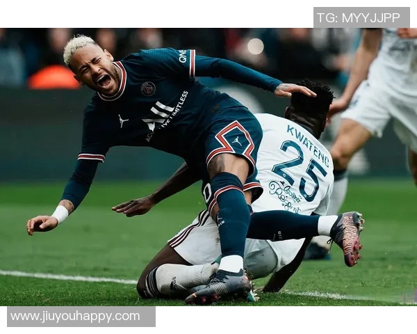 内马尔将缺席11月4日福塔雷萨比赛复出时间或定于10号或16号 内马尔将缺席11月4日福塔雷萨比赛复出时间或定于10号或16号