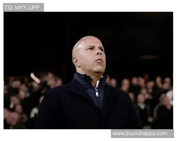 荷兰记者放弃返程航班专程留守参加斯洛特赛前发布会